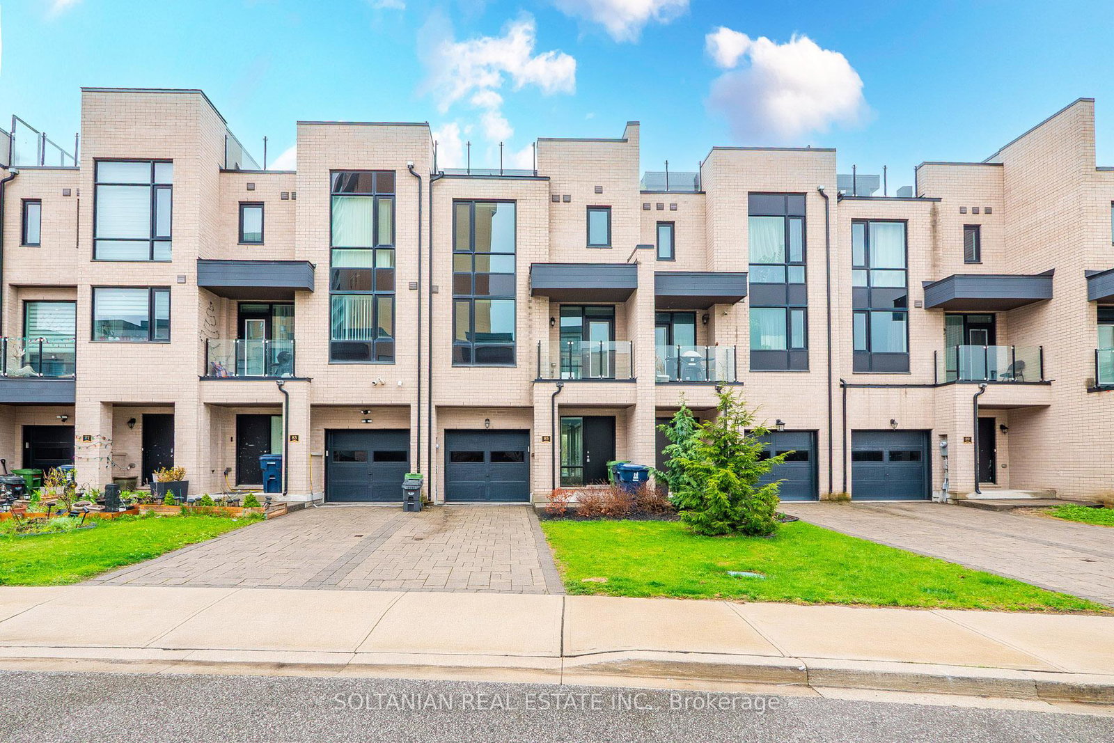 85-pony-farm-drive-etobicoke-ontario-w13157686