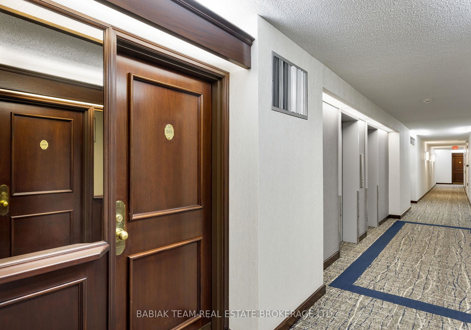 1300-islington-avenue-etobicoke-ontario-w13157778
