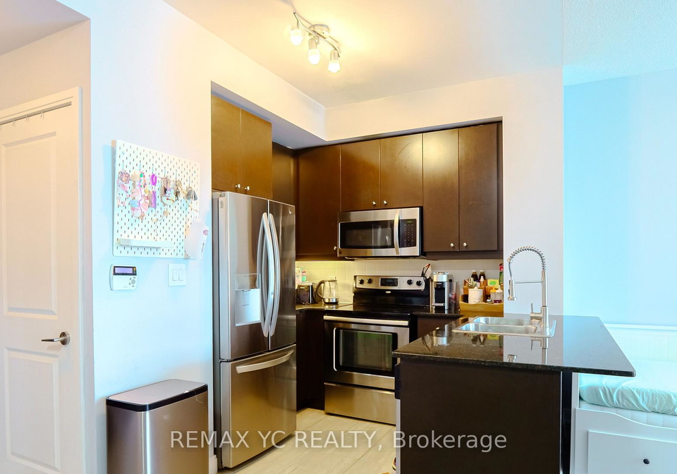 50-absolute-avenue-mississauga-ontario-w13157864