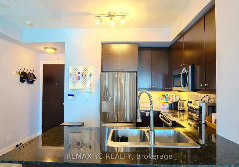 50-absolute-avenue-mississauga-ontario-w13157864