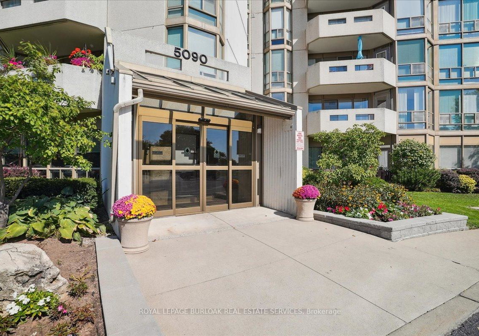 5090-pinedale-avenue-burlington-ontario-w13157980