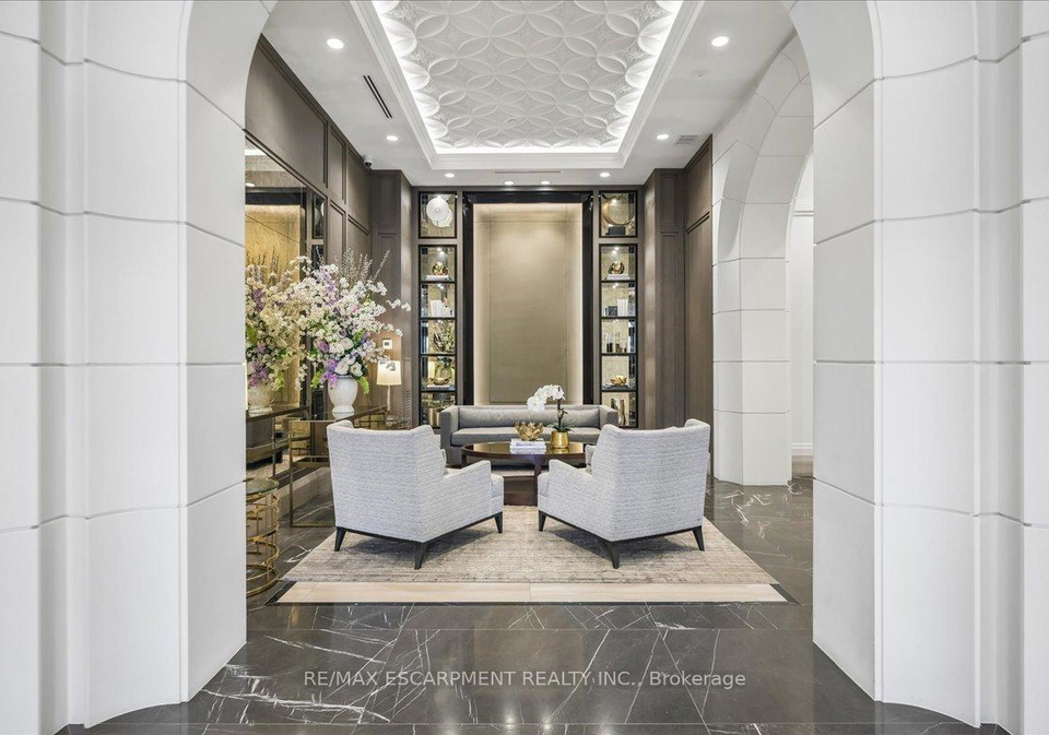 300-randall-street-oakville-ontario-w13158074