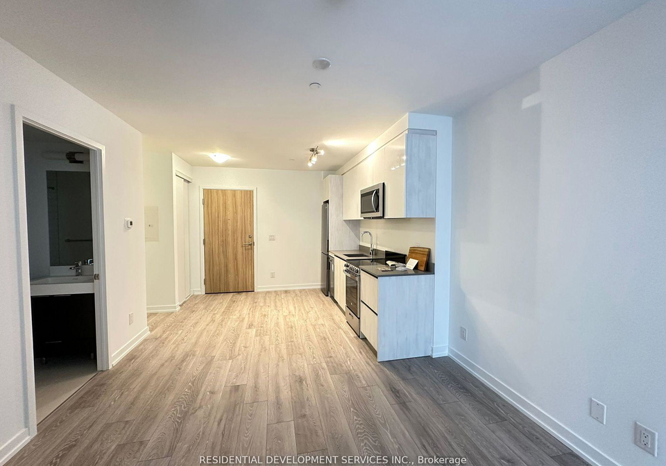 3100-keele-street-york-ontario-w13158186