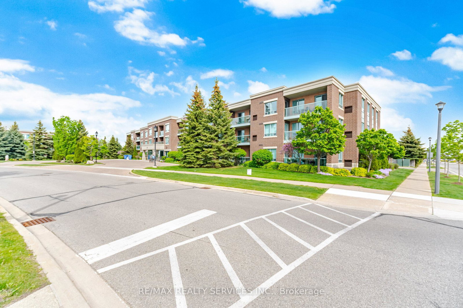 25-via-rosedale-brampton-ontario-w13158418