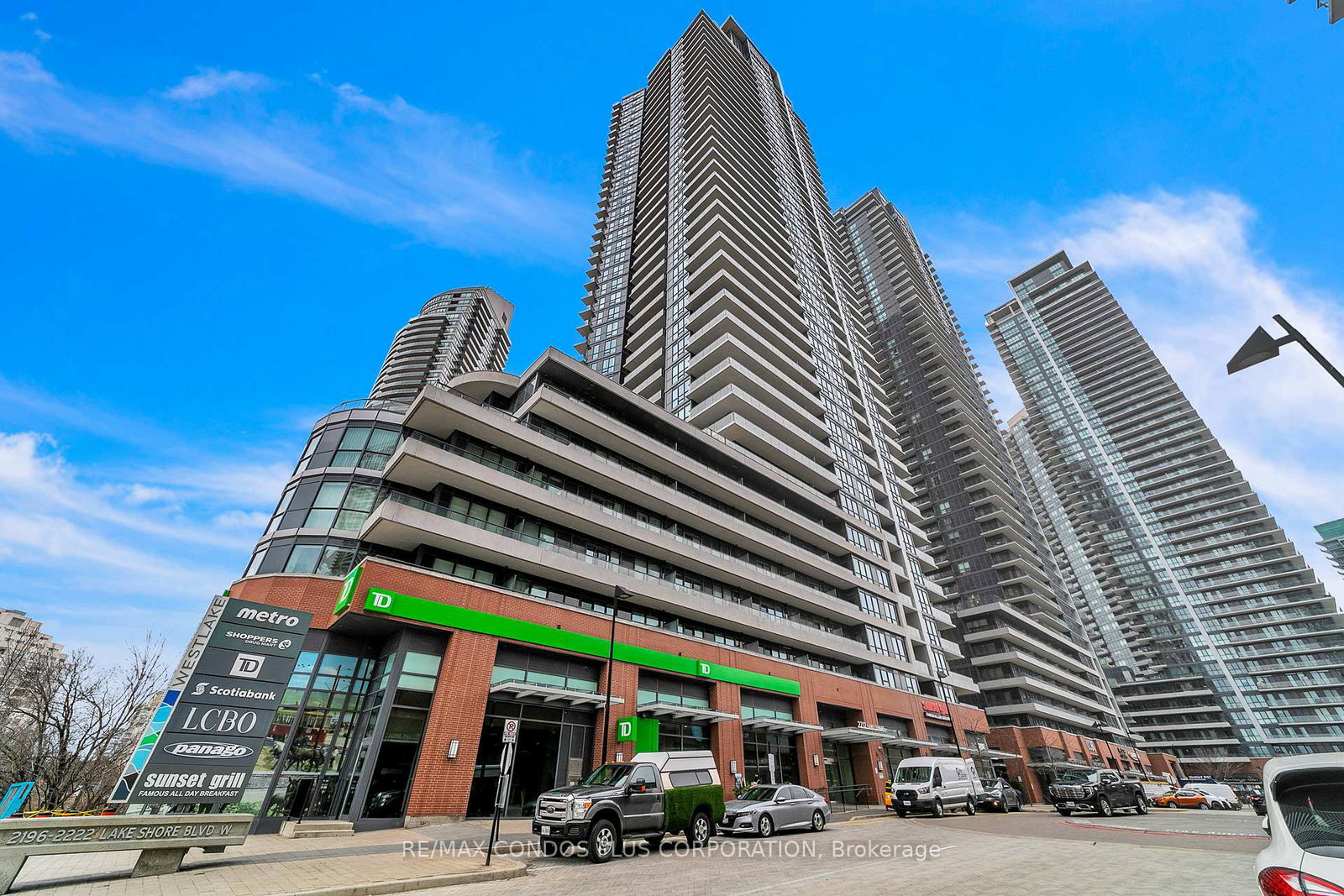 2212-lake-shore-boulevard-etobicoke-ontario-w13158442
