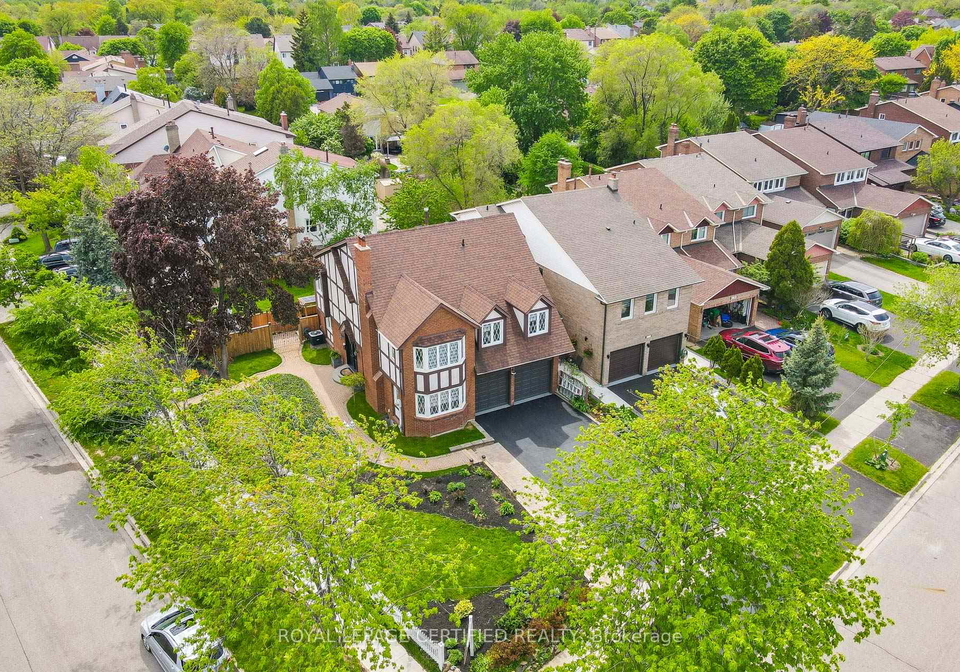 4174-trellis-crescent-mississauga-ontario-w13158612