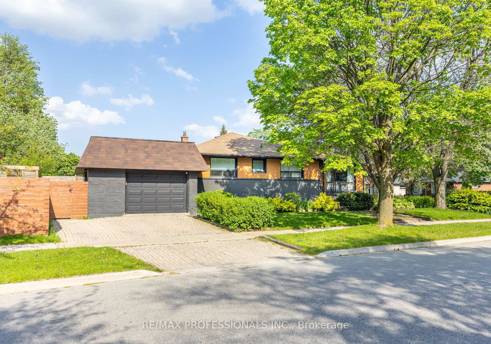 33-brampton-road-etobicoke-ontario-w13158714