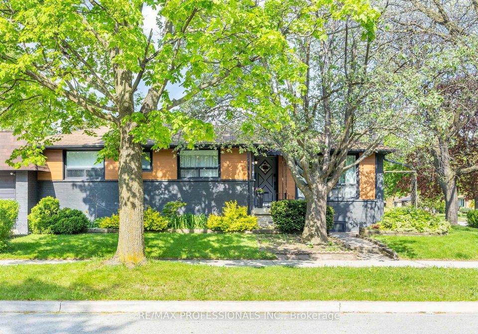 33-brampton-road-etobicoke-ontario-w13158714
