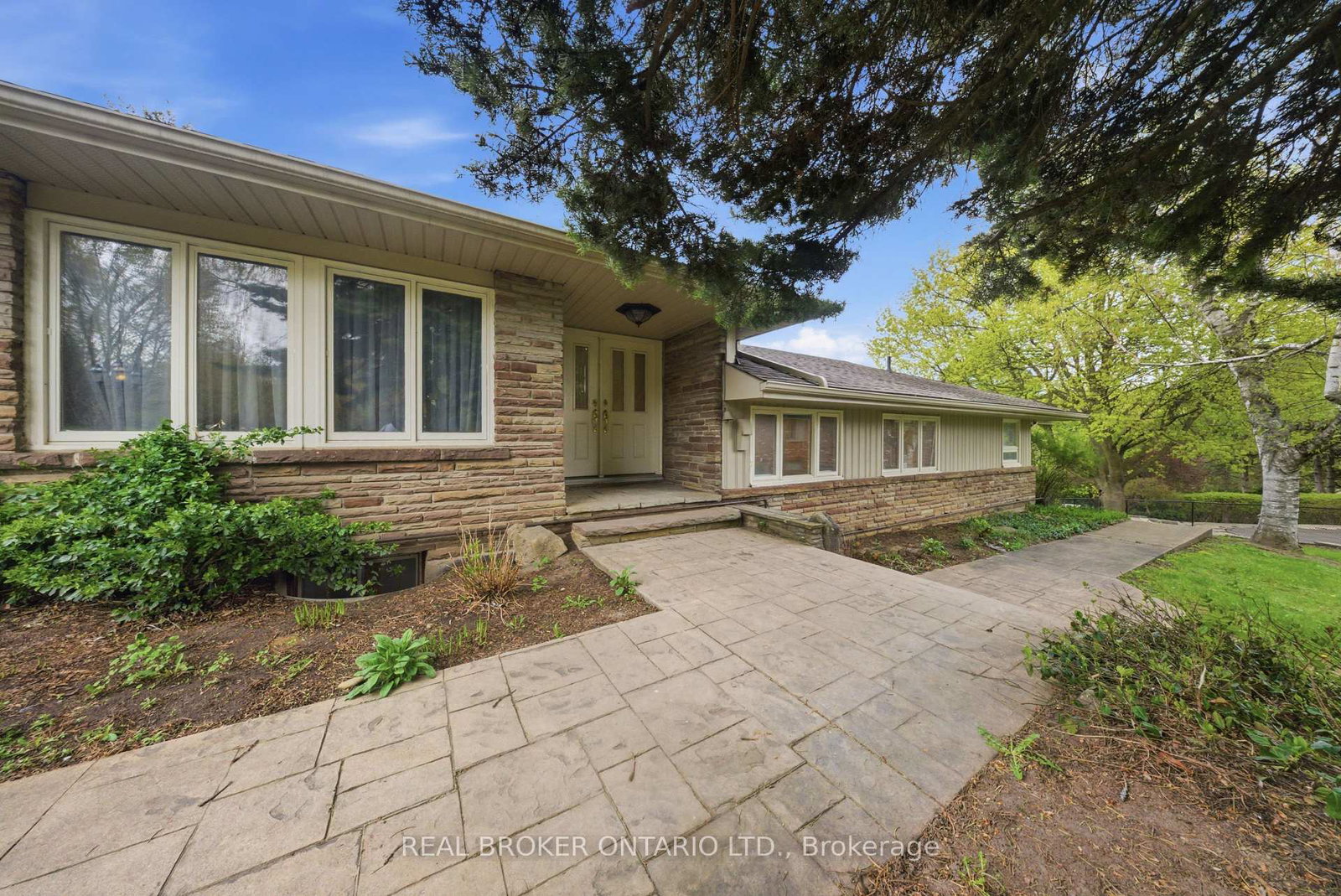 529-conservation-drive-brampton-ontario-w13158744