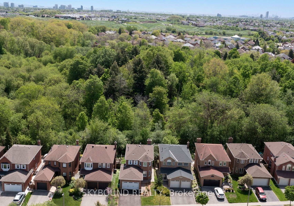 21-pinellas-drive-brampton-ontario-w13158764