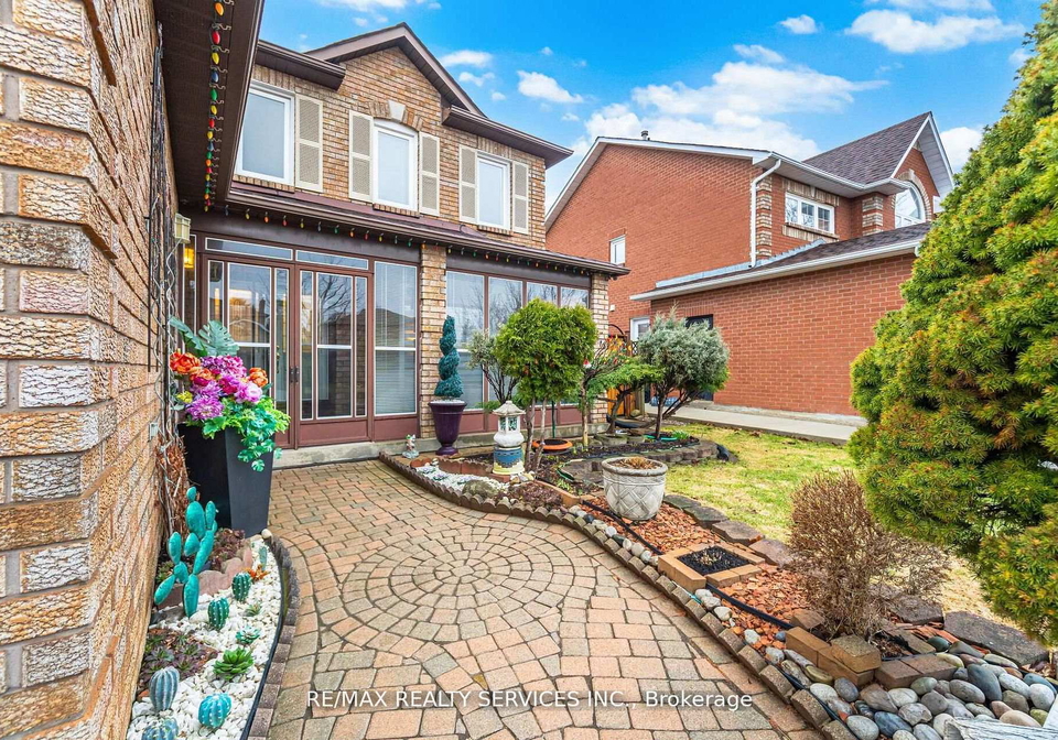 62-fernbrook-crescent-brampton-ontario-w13158772