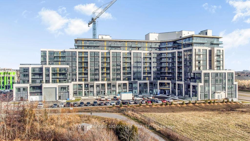 405-dundas-street-w-oakville-ontario-w13158948