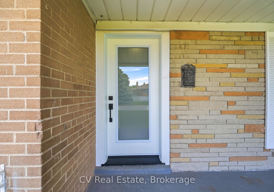 27-bellegrade-court-york-ontario-w13159000