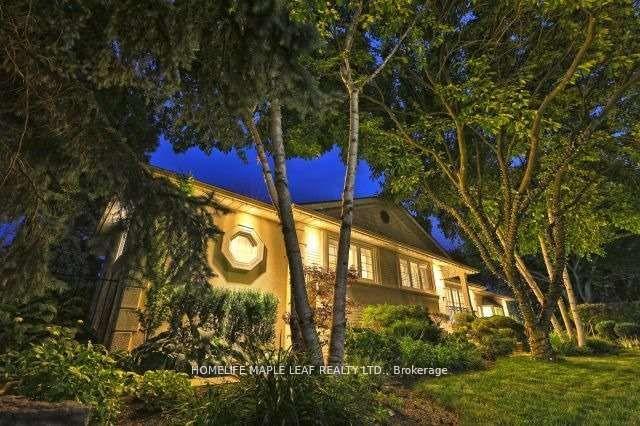 1124-bridge-road-oakville-ontario-w13159014