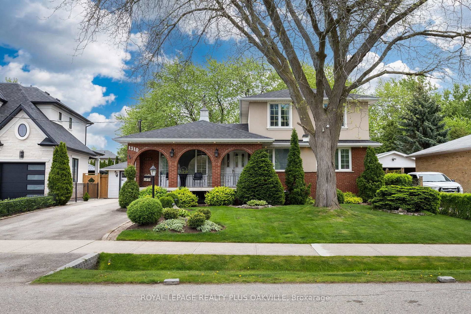 1310-tansley-drive-oakville-ontario-w13159016