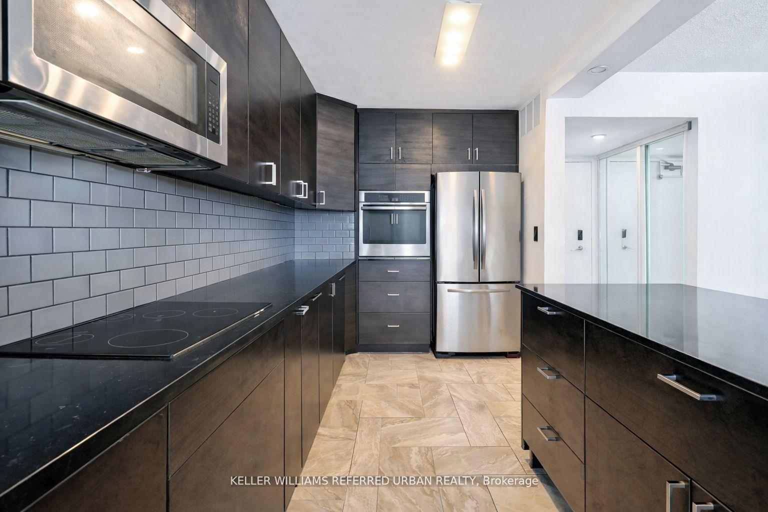 10-martha-eaton-way-north-york-ontario-w13159042