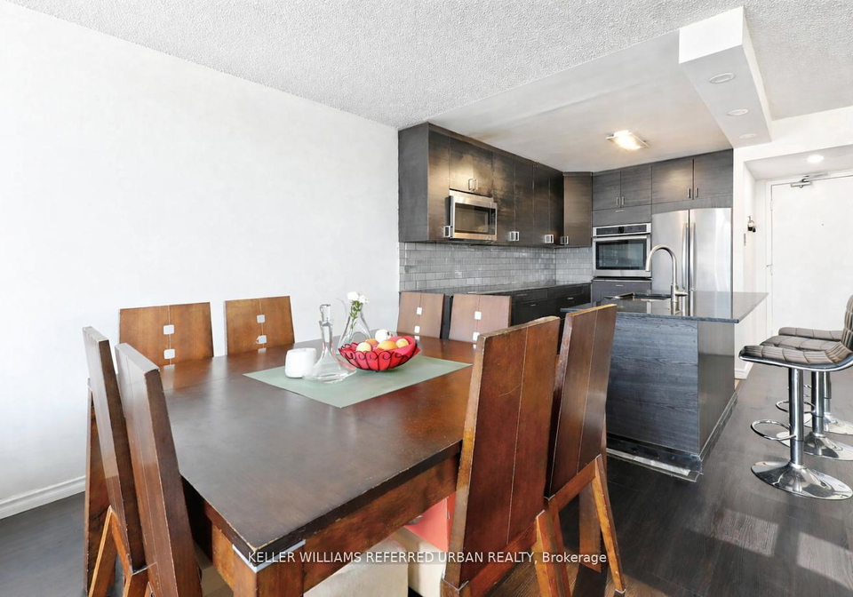 10-martha-eaton-way-north-york-ontario-w13159042