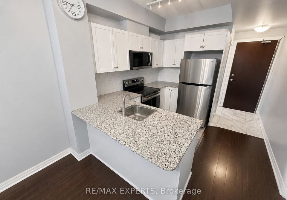 1359-rathburn-road-mississauga-ontario-w13159186