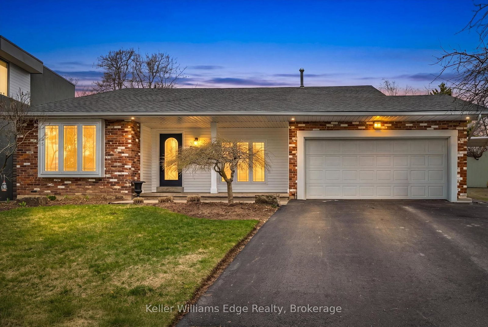 2414-upton-court-oakville-ontario-w13159398