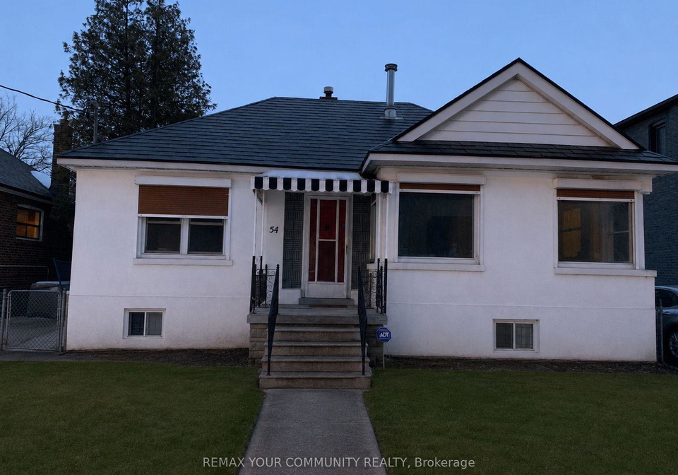 54-ash-crescent-etobicoke-ontario-w13159440