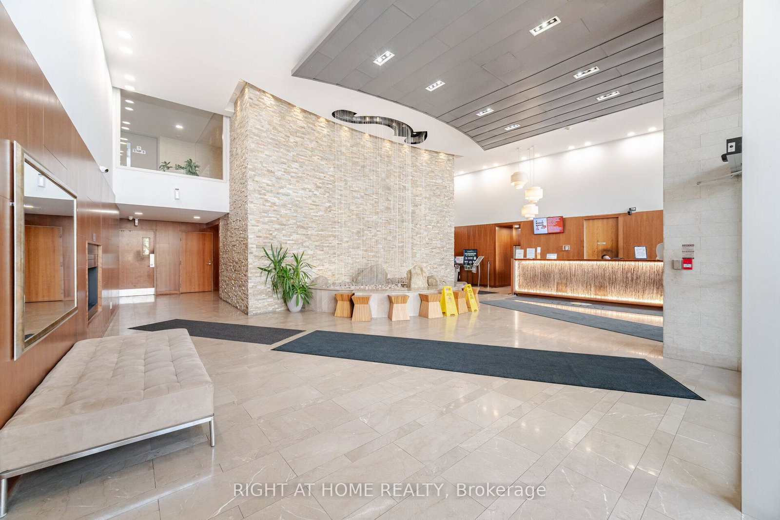 225-webb-drive-mississauga-ontario-w13159534