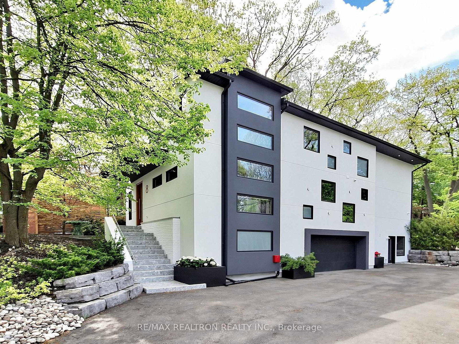 8-breezewood-drive-etobicoke-ontario-w13159558