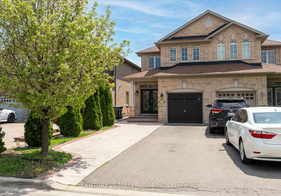 7402-saint-barbara-boulevard-mississauga-ontario-w13159568