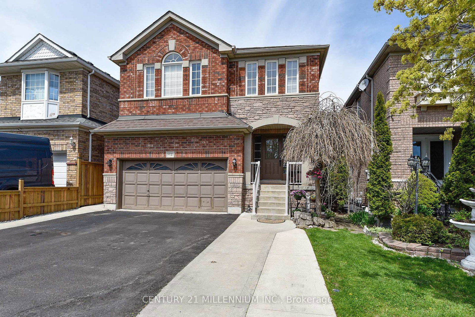 42-sweet-clover-crescent-brampton-ontario-w13159668