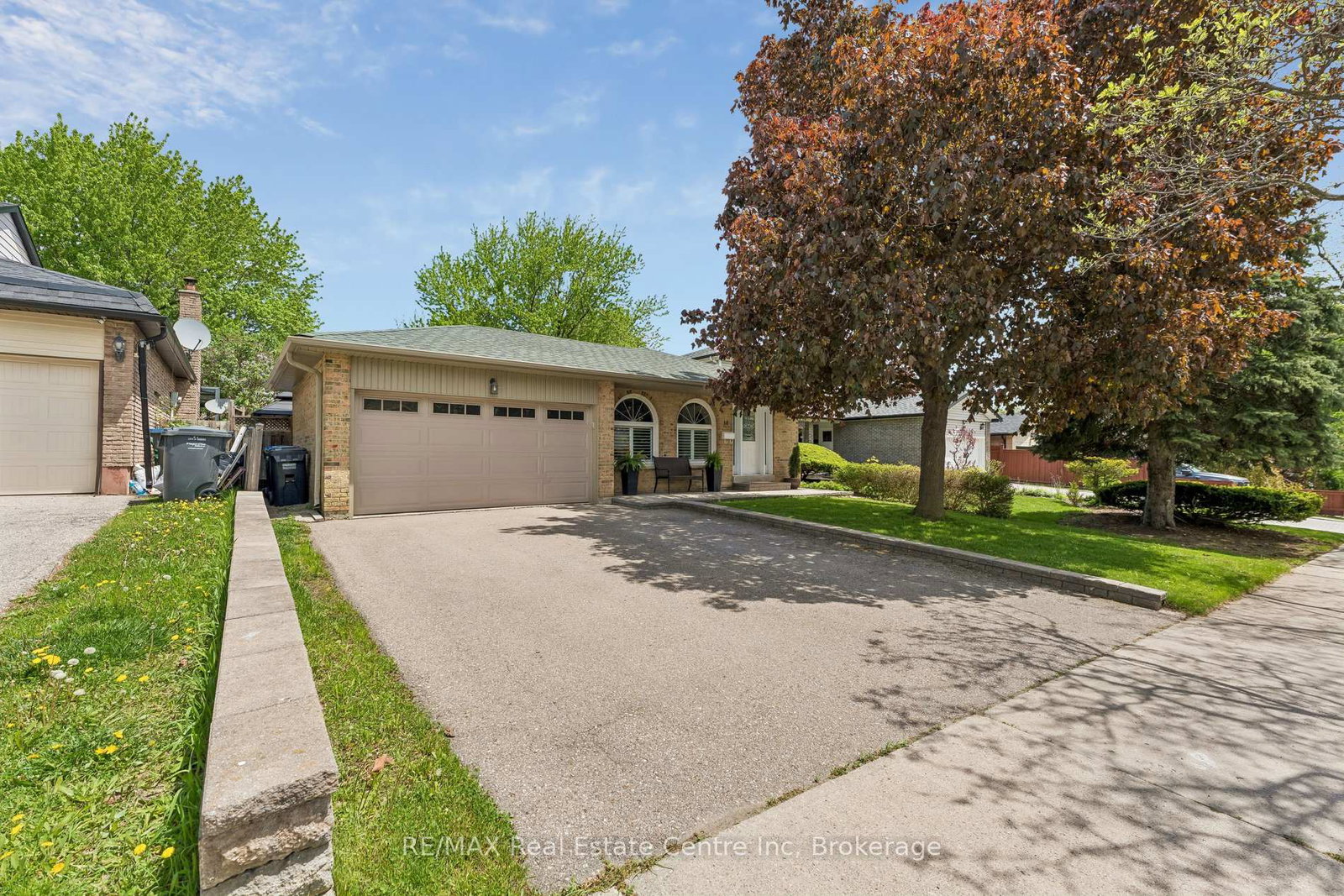 14-massey-street-brampton-ontario-w13159674