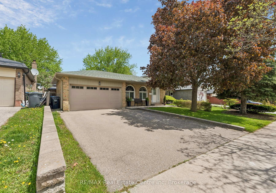 14-massey-street-brampton-ontario-w13159674