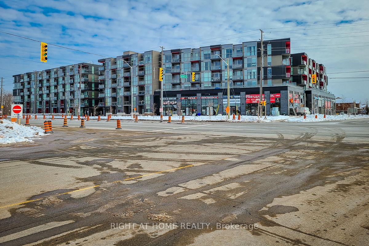 5260-dundas-st-street-w-burlington-ontario-w13159678