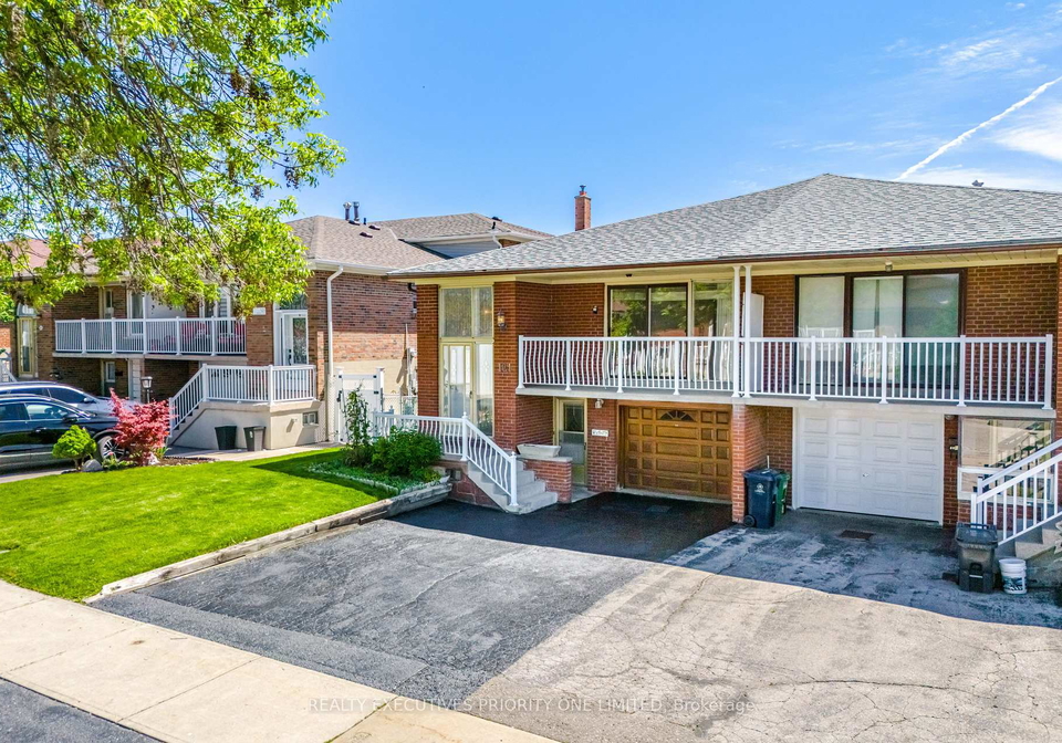 121-cabana-drive-york-ontario-w13159724