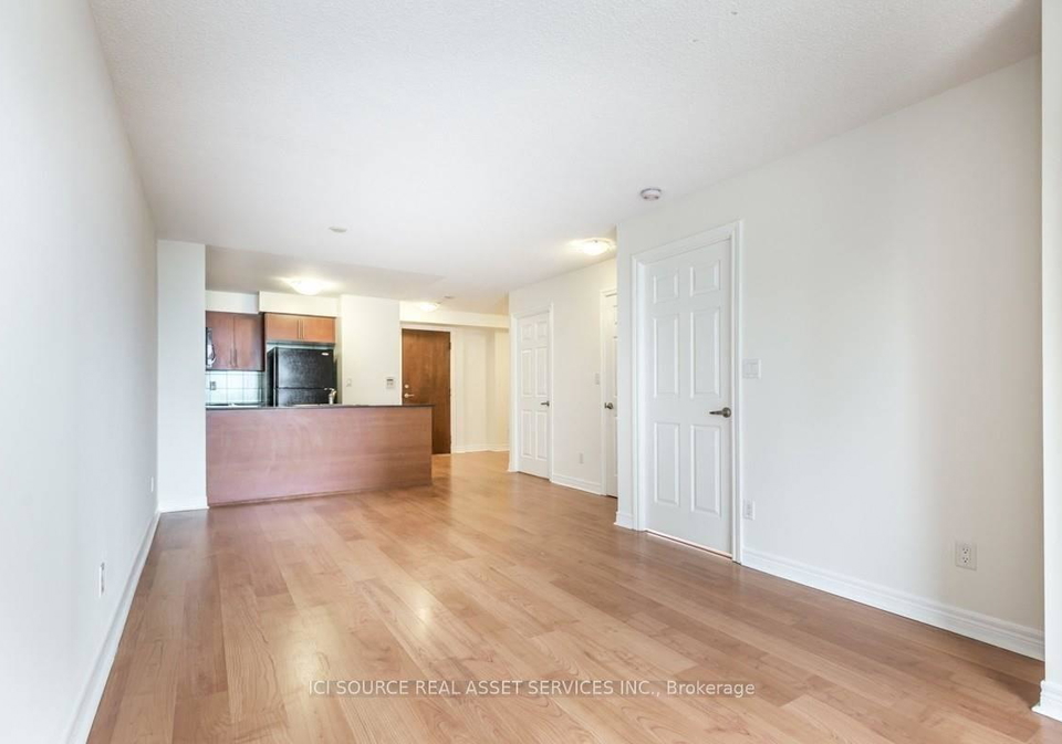 310-burnhamthorpe-road-w-mississauga-ontario-w13159754