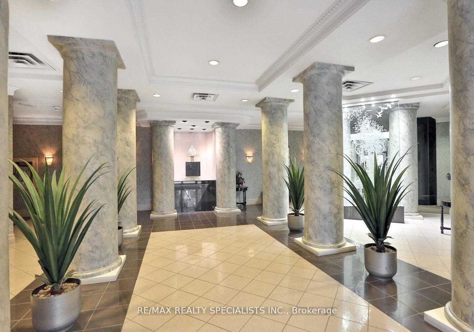 45-kingsbridge-garden-circle-mississauga-ontario-w13160180