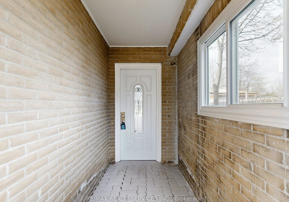 9-glenridge-road-brampton-ontario-w13160246