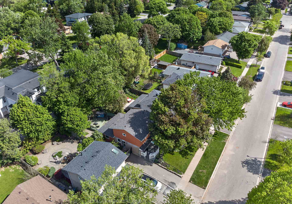 141-oakdale-drive-oakville-ontario-w13160294
