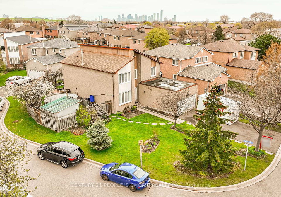 5992-ladyburn-crescent-mississauga-ontario-w13160424