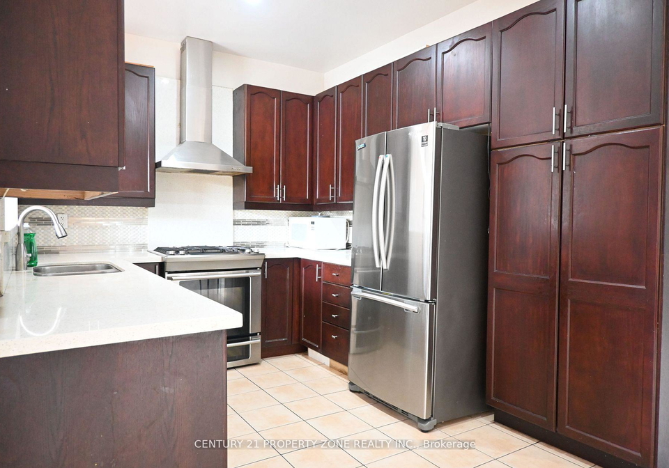 39-harbourtown-crescent-brampton-ontario-w13160718