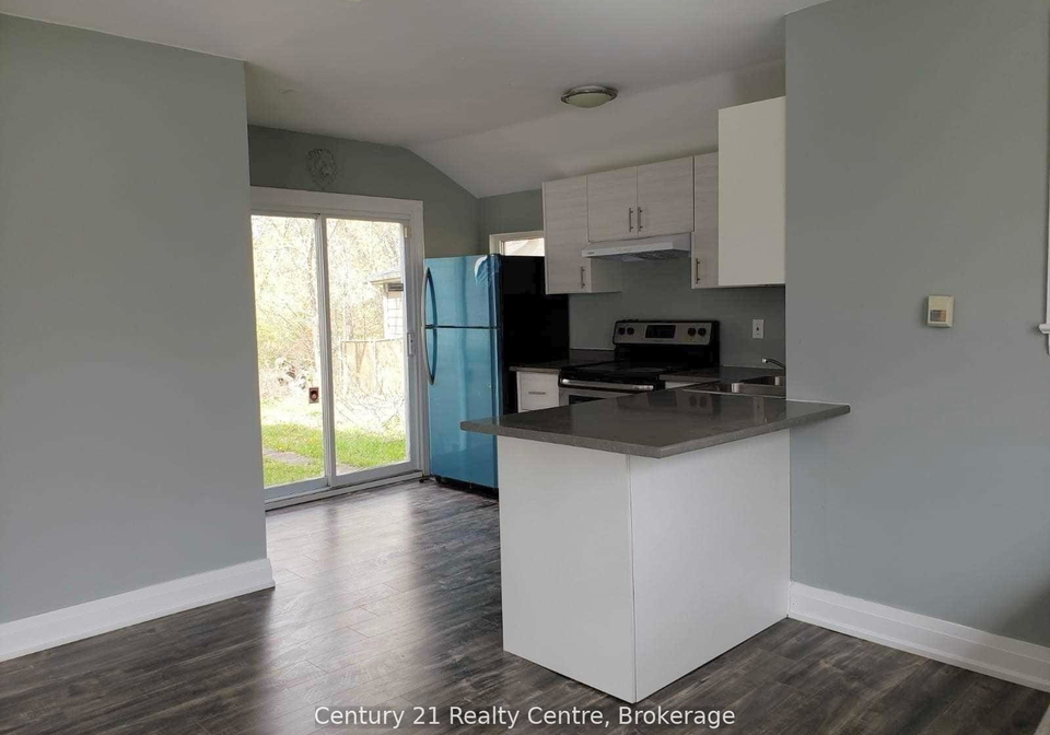 1491-pembroke-drive-oakville-ontario-w13160824