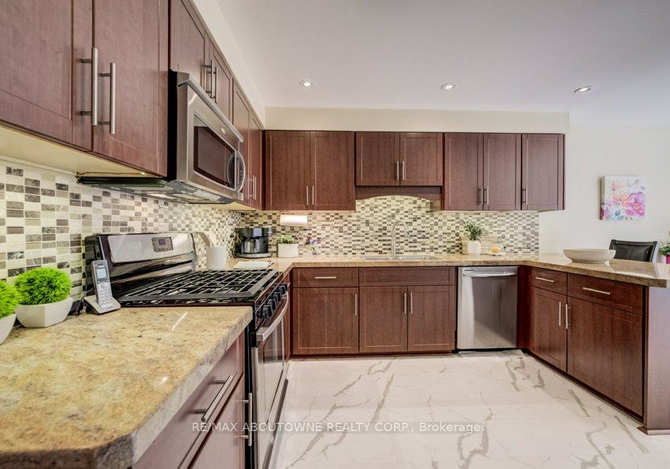 1300-old-bridle-path-oakville-ontario-w13160870