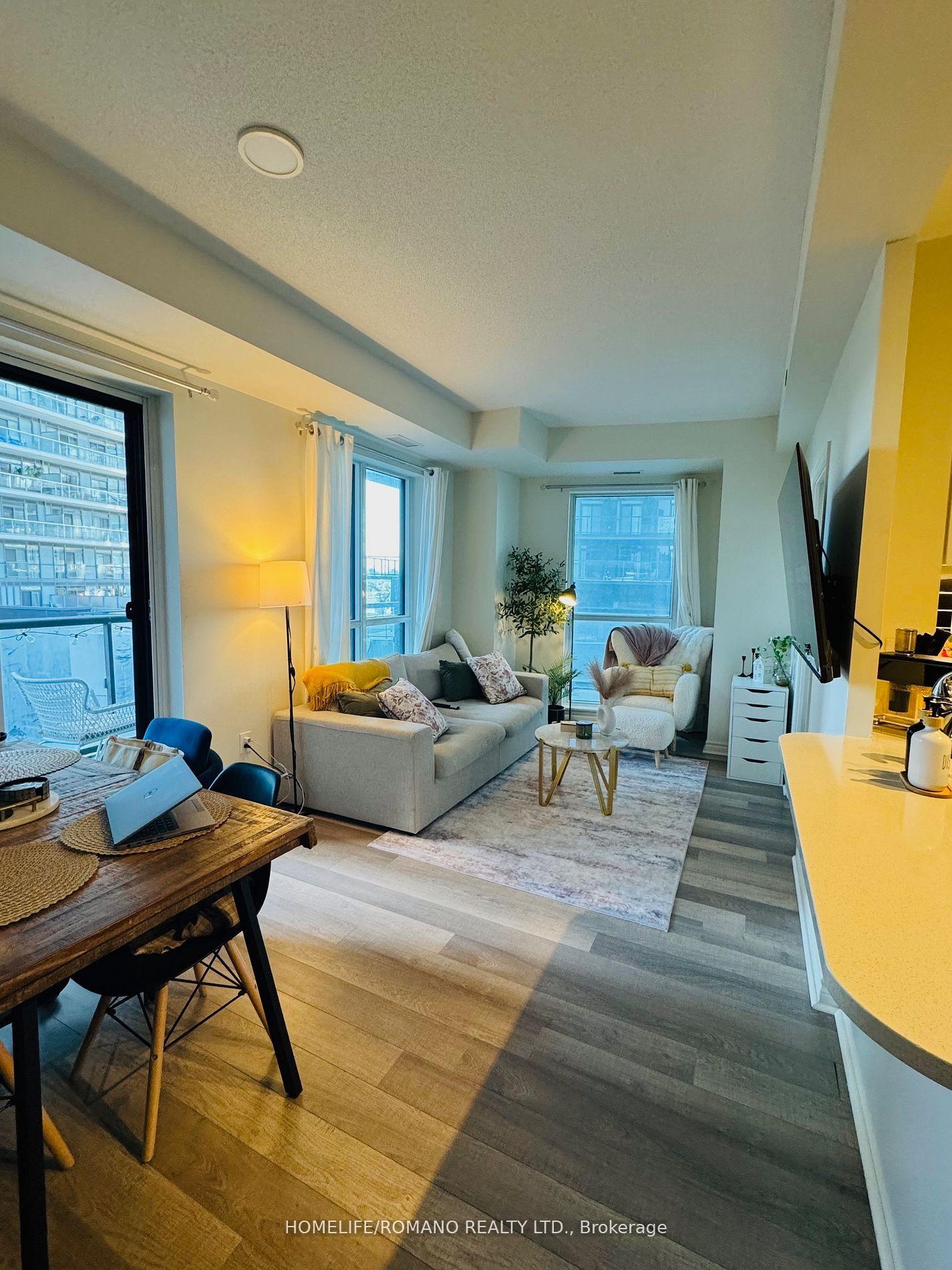 39-annie-craig-drive-etobicoke-ontario-w13161026