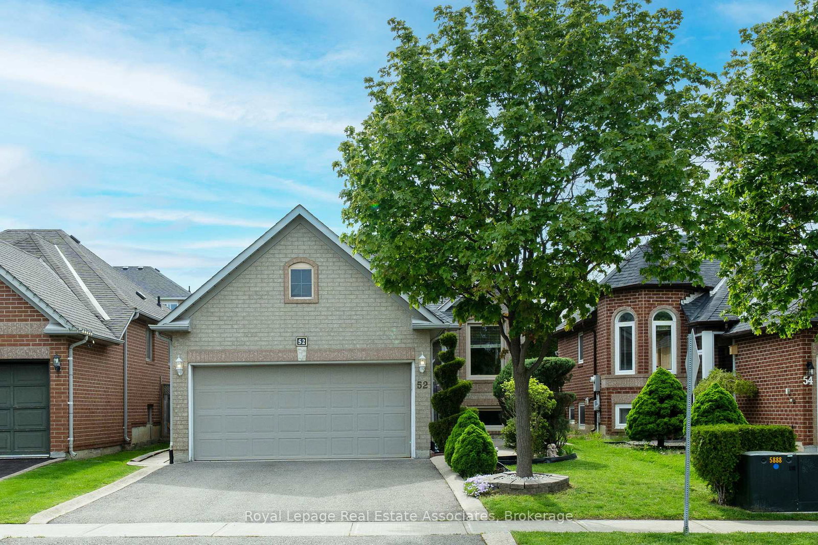 52-royal-orchard-drive-brampton-ontario-w13161028