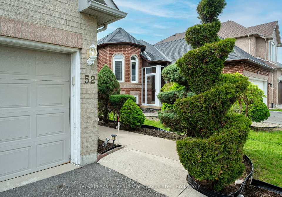 52-royal-orchard-drive-brampton-ontario-w13161028