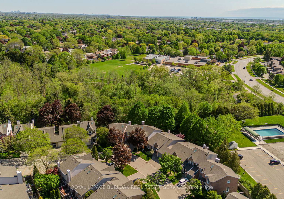 2155-duncaster-drive-burlington-ontario-w13161048