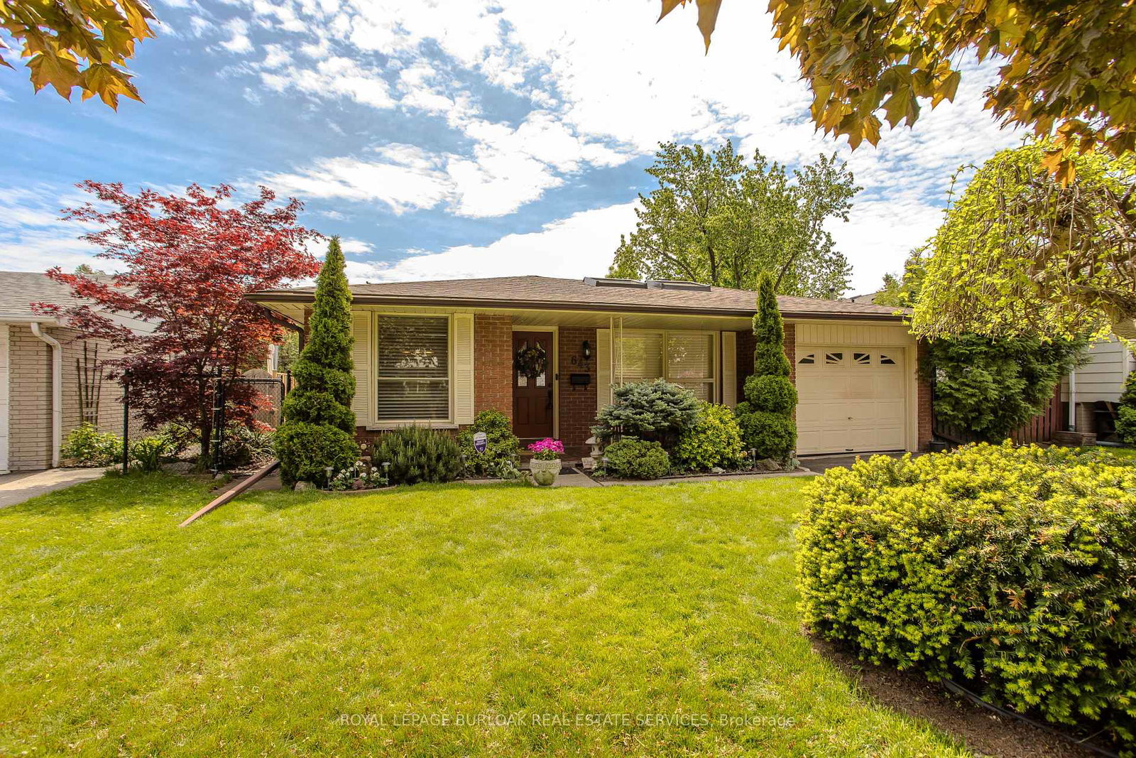 643-artreva-crescent-burlington-ontario-w13161380
