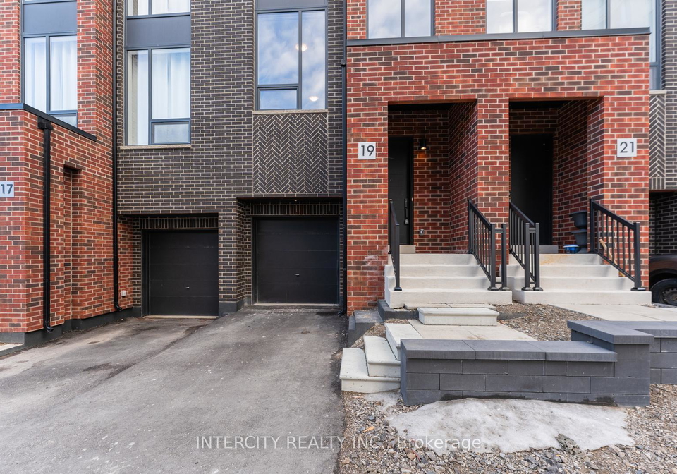 19-desiree-place-caledon-ontario-w13161442