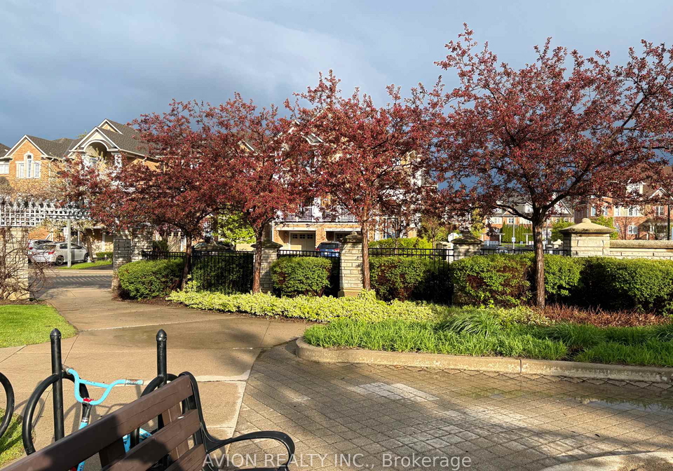 601-shoreline-drive-mississauga-ontario-w13161716