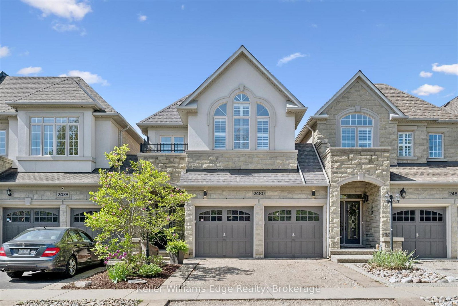 2480-springforest-drive-oakville-ontario-w13161862
