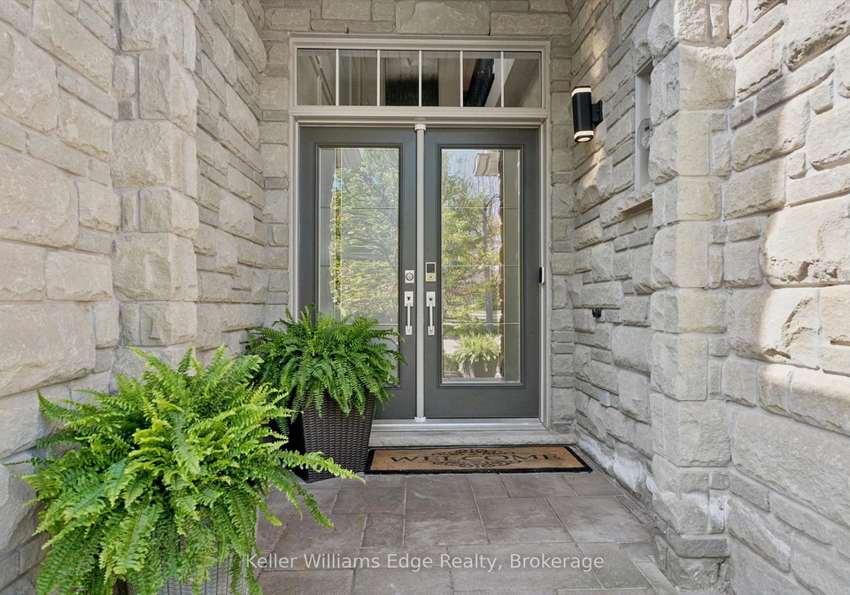 2480-springforest-drive-oakville-ontario-w13161862