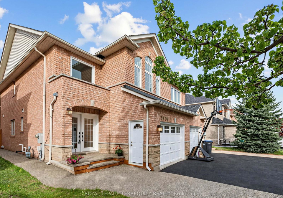 3699-golden-locust-drive-mississauga-ontario-w13161890
